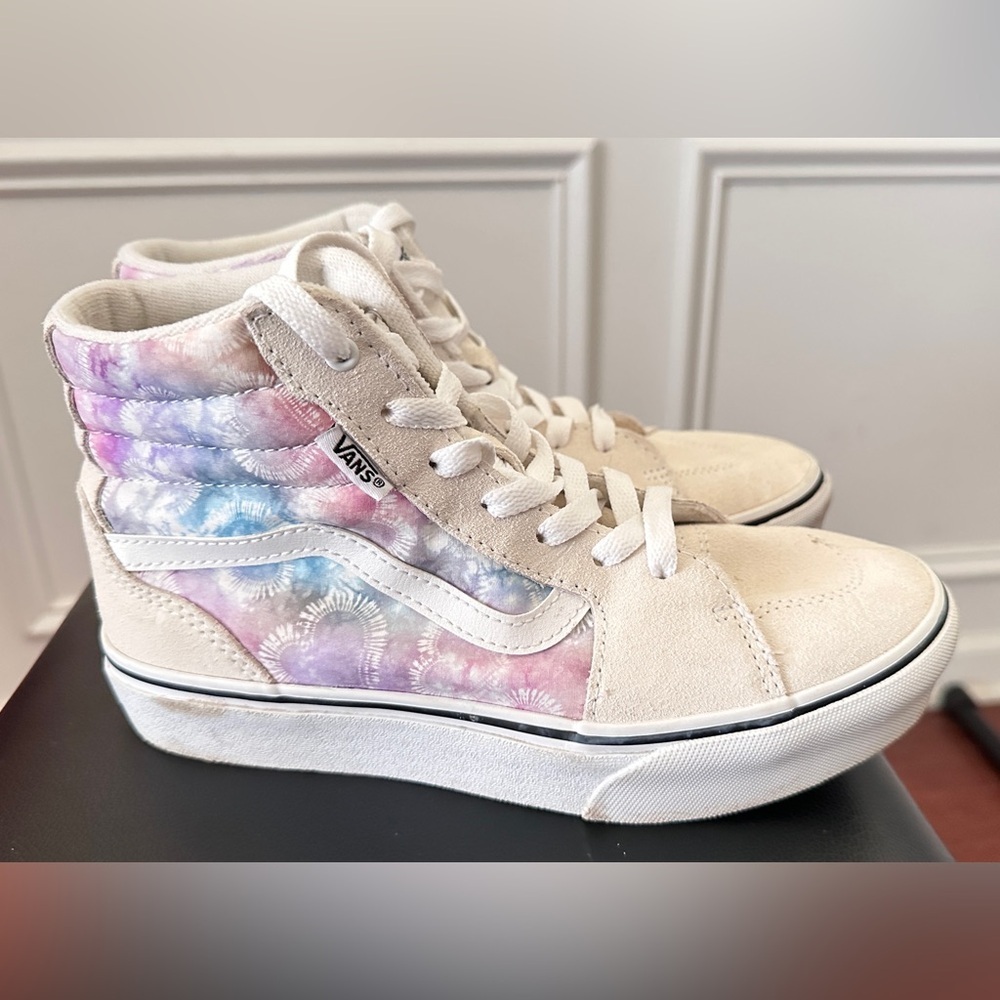 Vans High-Top Sneakers Size 5